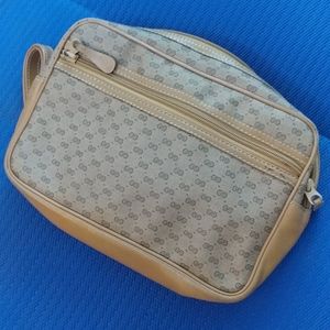 Gucci vintage clutch